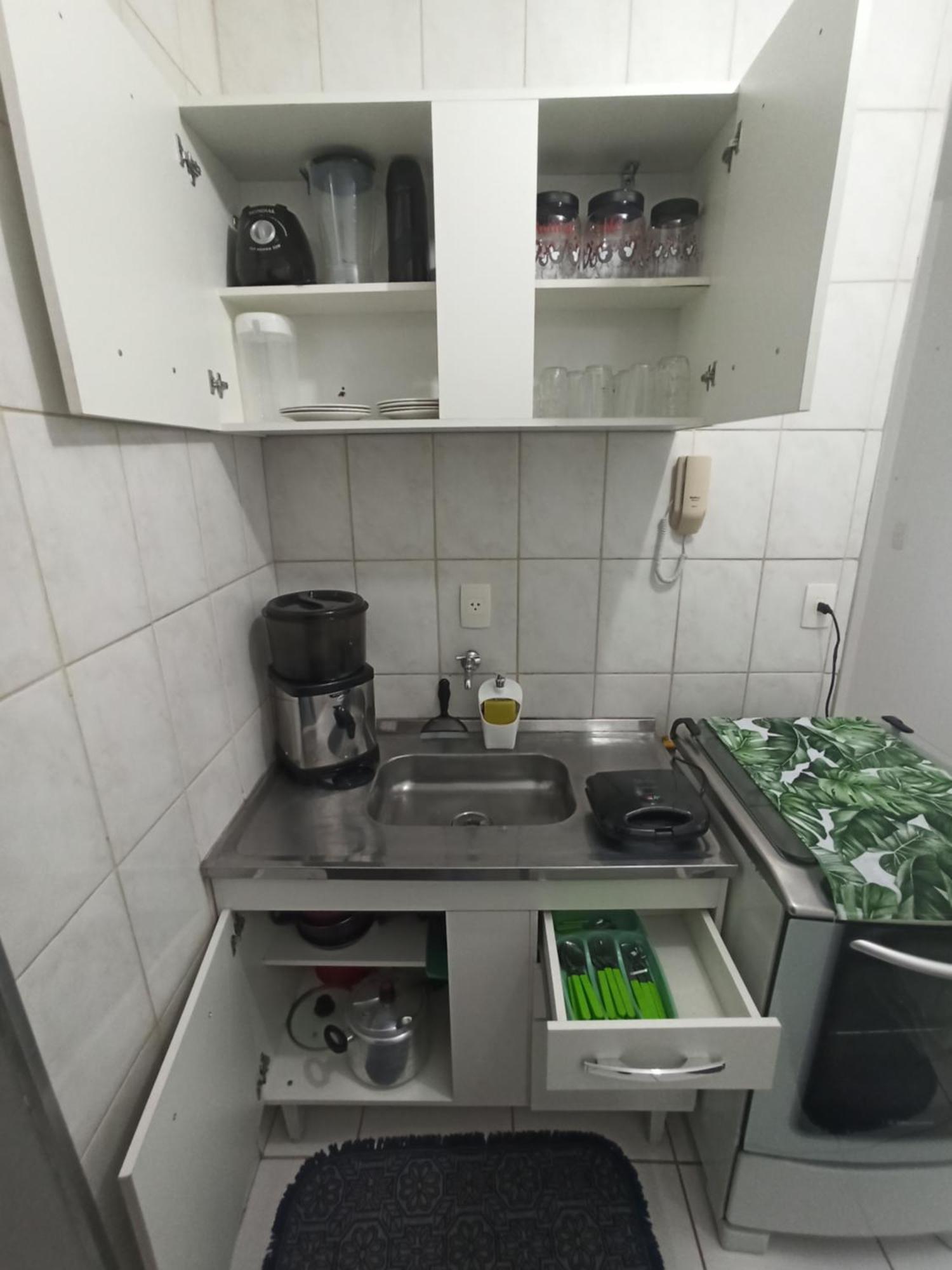 Apto Com Estacionamento, Piscina E Churrasqueira Braganca Paulista Bilik gambar