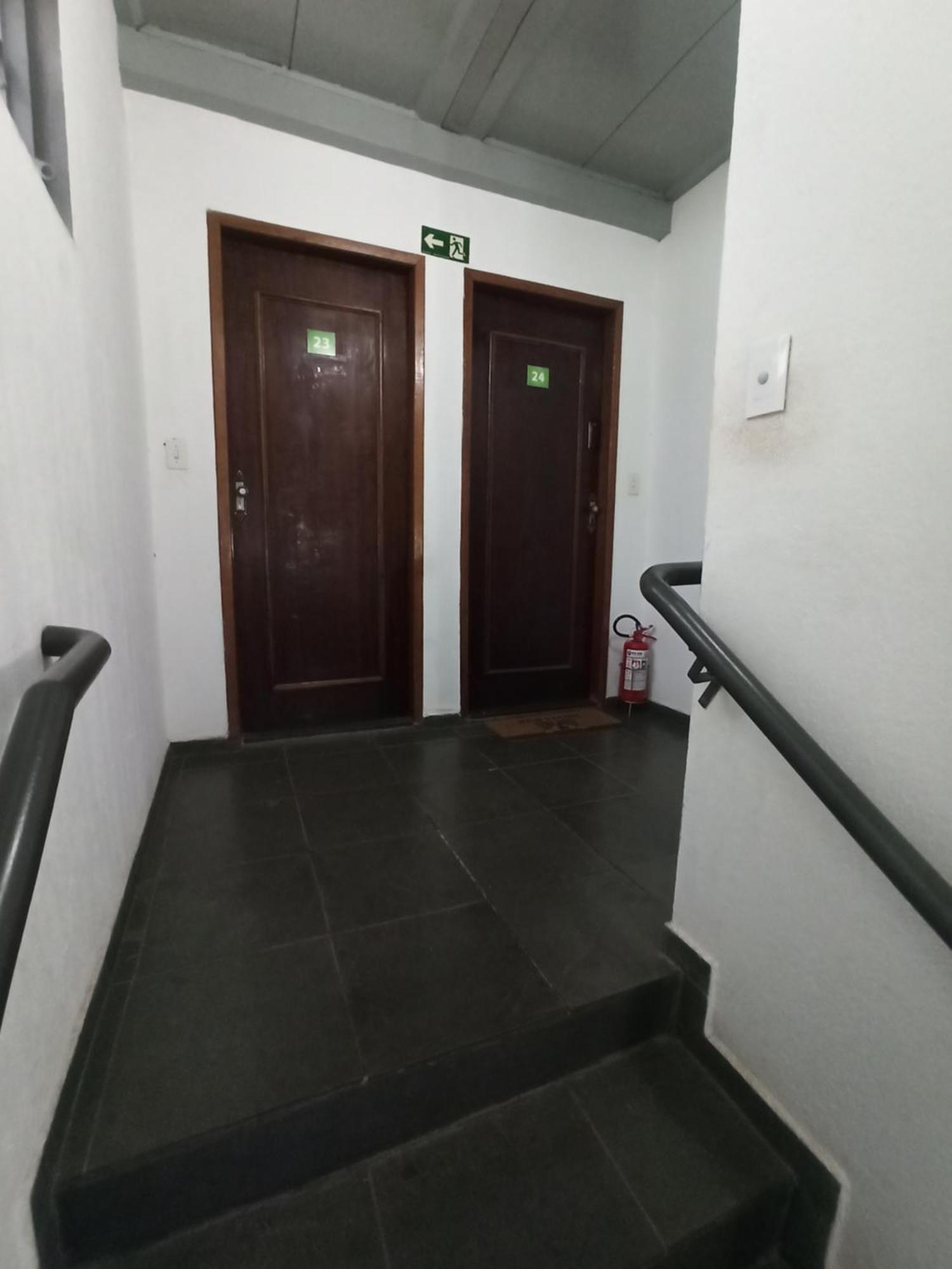 Apto Com Estacionamento, Piscina E Churrasqueira Braganca Paulista Bilik gambar