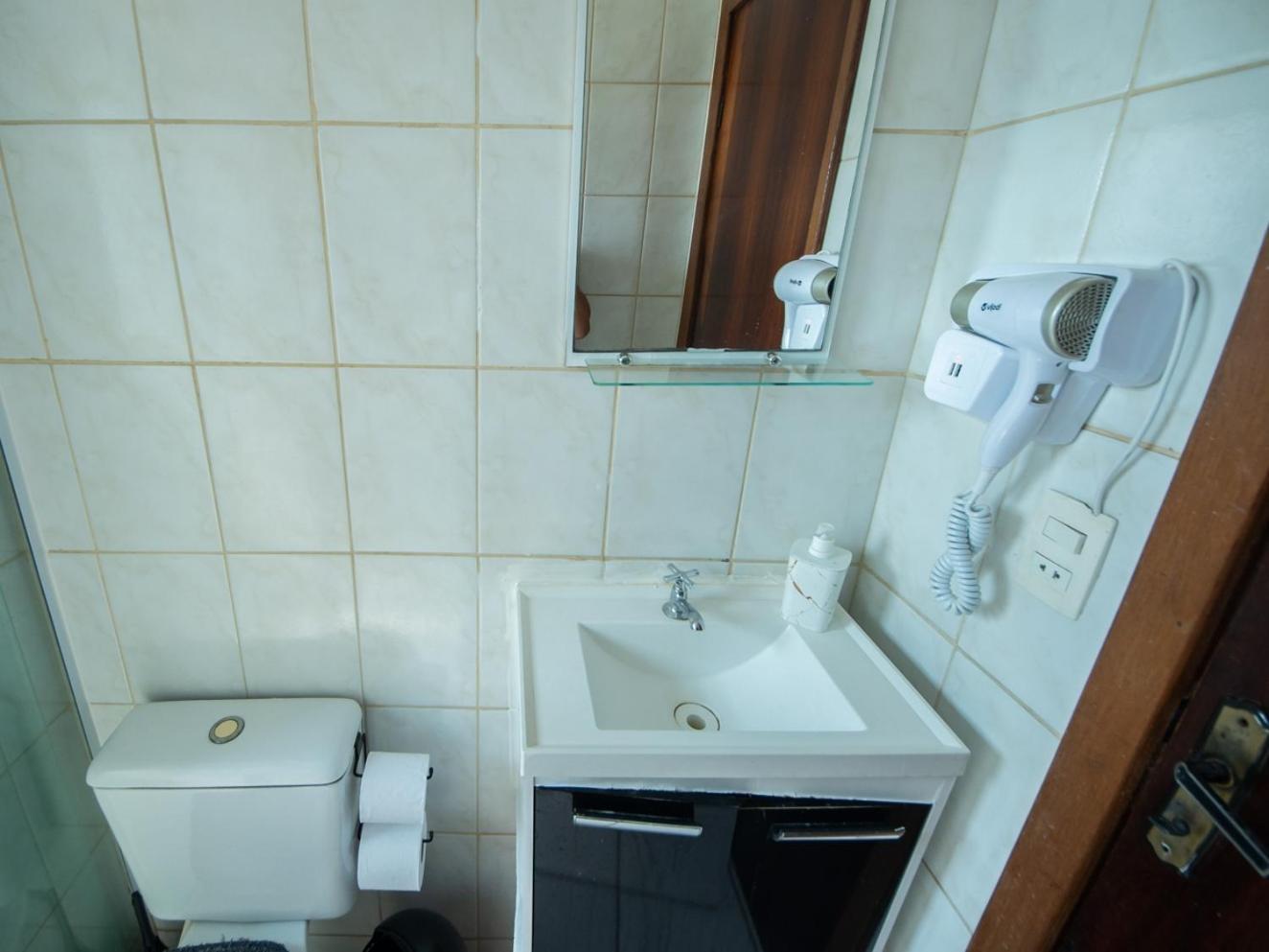 Apto Com Estacionamento, Piscina E Churrasqueira Braganca Paulista Luaran gambar