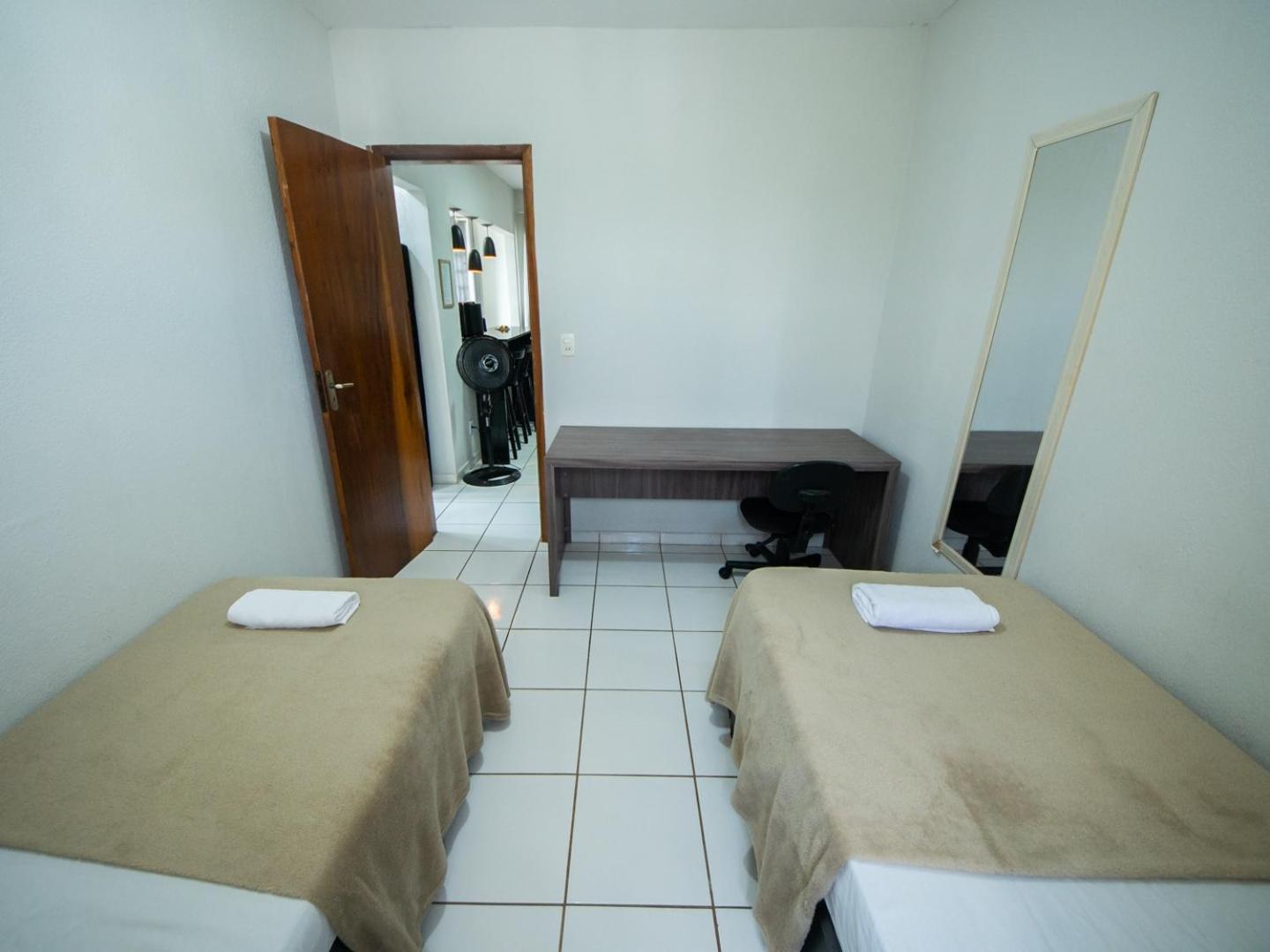 Apto Com Estacionamento, Piscina E Churrasqueira Braganca Paulista Luaran gambar