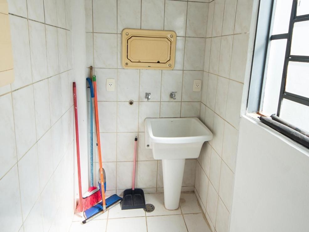 Apto Com Estacionamento, Piscina E Churrasqueira Braganca Paulista Luaran gambar