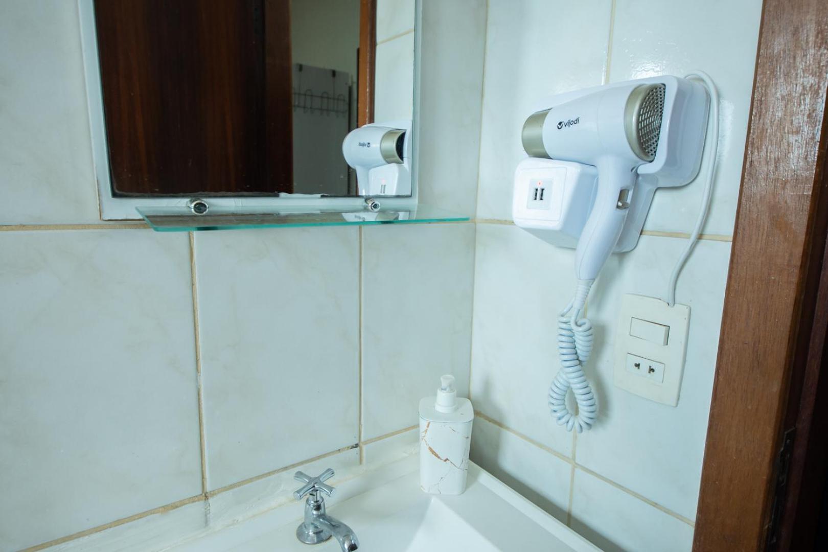 Apto Com Estacionamento, Piscina E Churrasqueira Braganca Paulista Luaran gambar